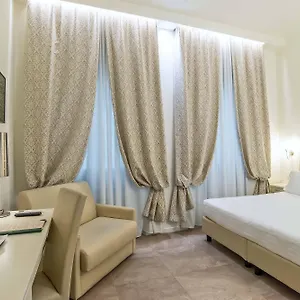 https://hotel-accademia.it-tuscanyhotel.com