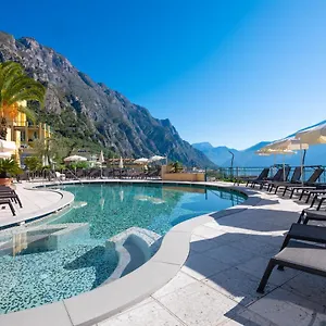 3* Hotel Cristina