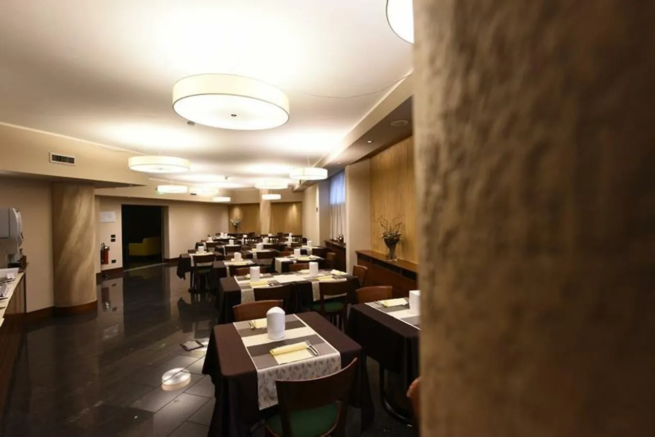 Bb Hotels Smarthotel Re Milano Nord Sesto San Giovanni