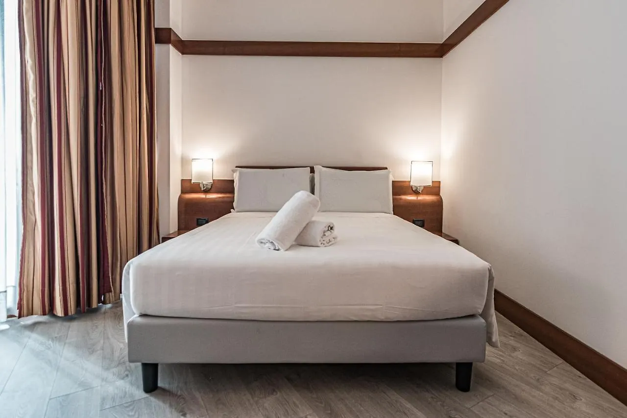Bb Hotels Smarthotel Re Milano Nord Sesto San Giovanni 4*,  İtalya