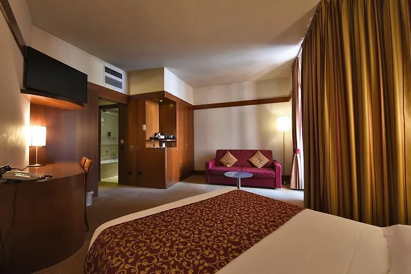 Bb Hotels Smarthotel Re Milano Nord Sesto San Giovanni