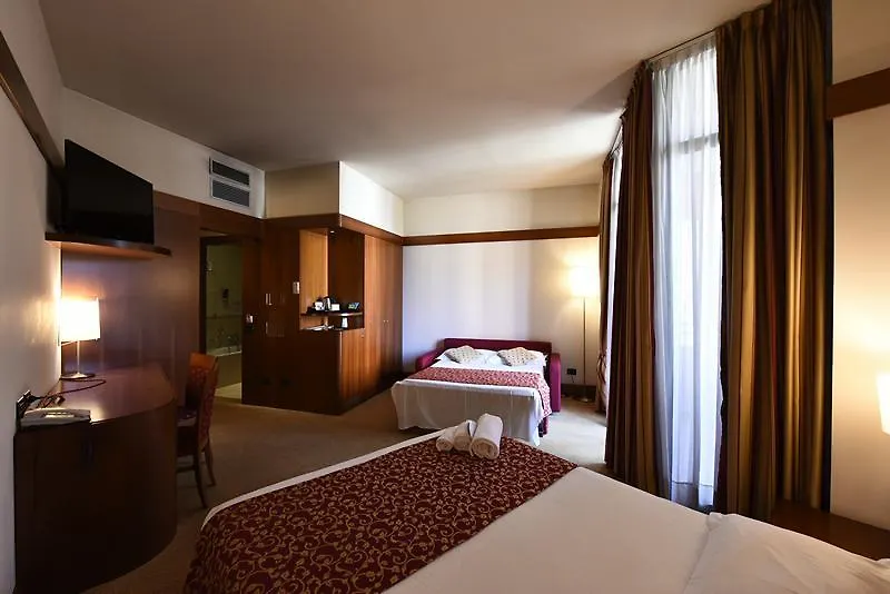 Bb Hotels Smarthotel Re Milano Nord Sesto San Giovanni