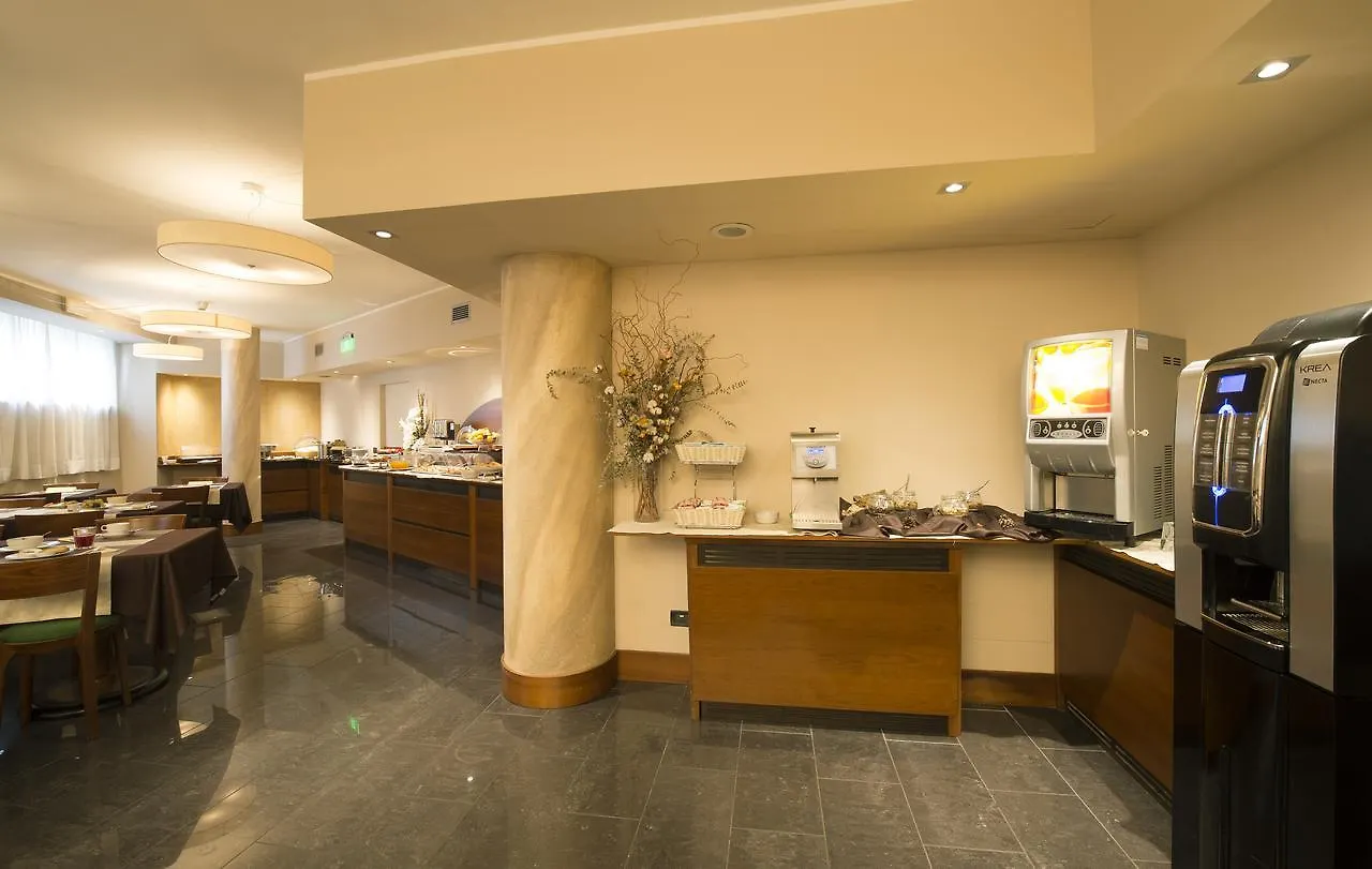 Bb Hotels Smarthotel Re Milano Nord Sesto San Giovanni 4*,