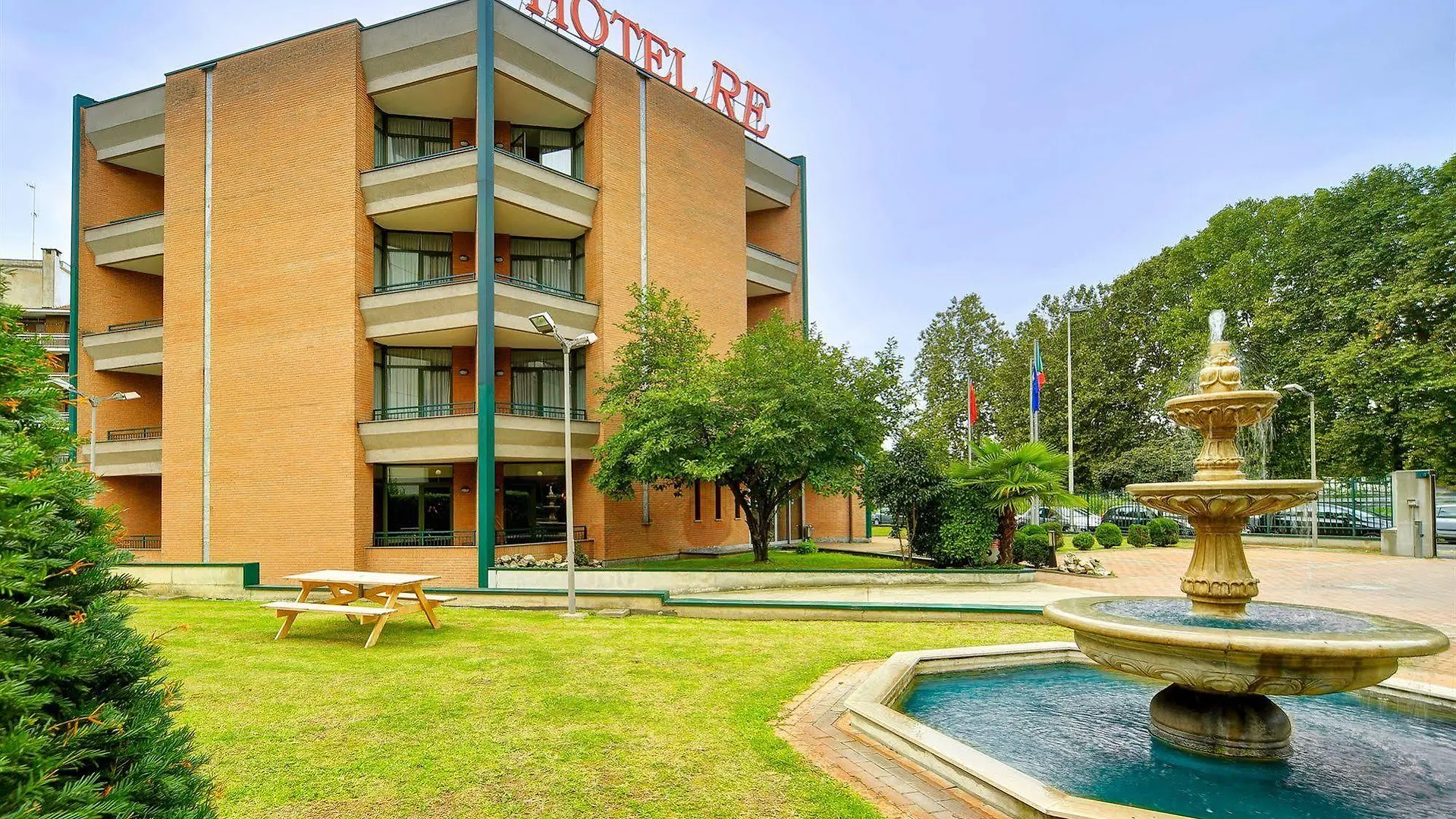 Bb Hotels Smarthotel Re Milano Nord Sesto San Giovanni 4*,